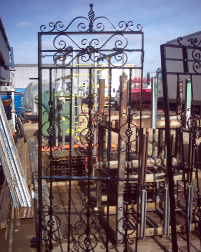 Hindu Temple Steelworkisc System Buildings 02 Medium